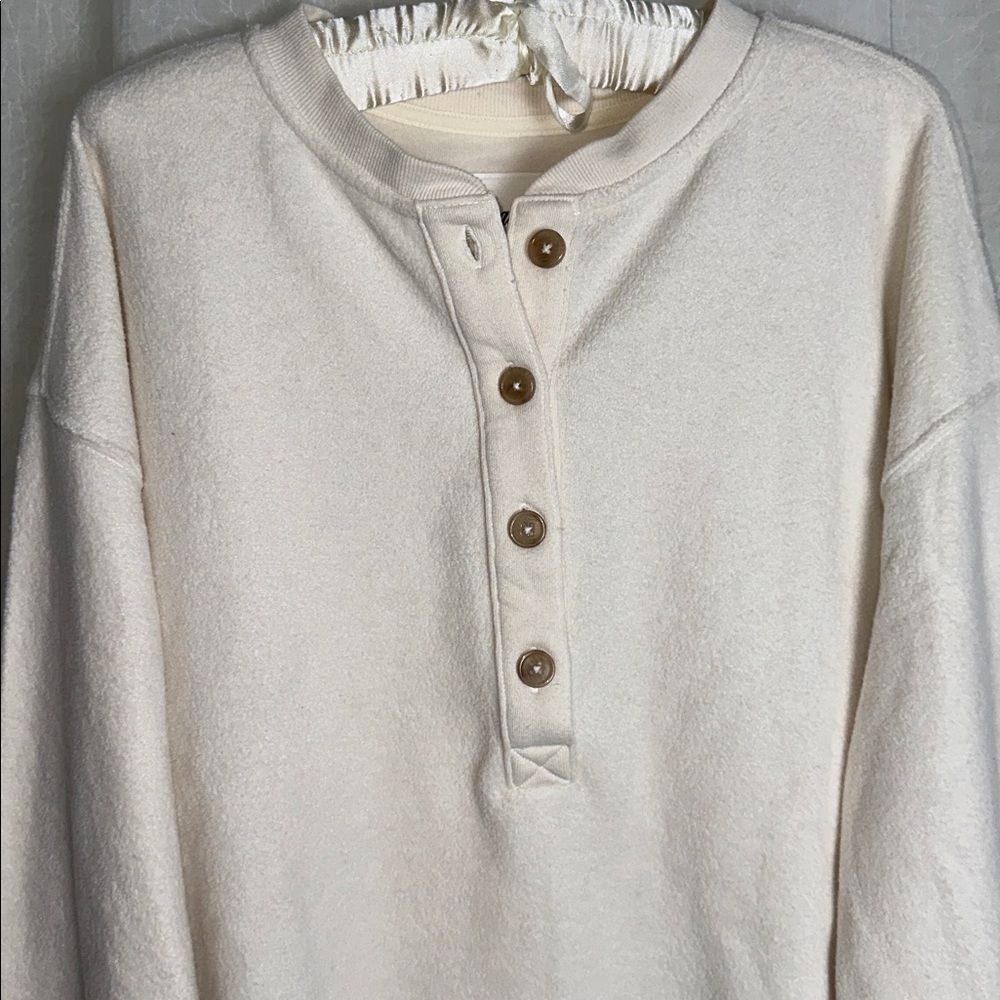 aerie Neutral Ivory Quarter Button Cotton Sherpa Henley Sweatshirt - Picture 11 of 17